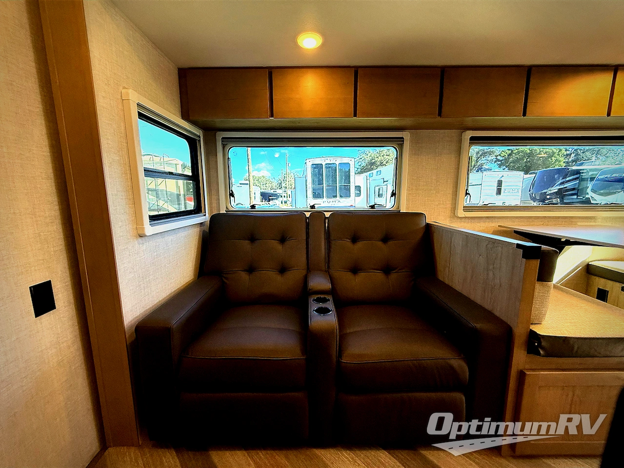 2023 Ember Touring Edition 28BH Photo 7