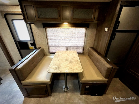 2019 Coachmen Apex Ultra-Lite 249RBS RV Photo 3