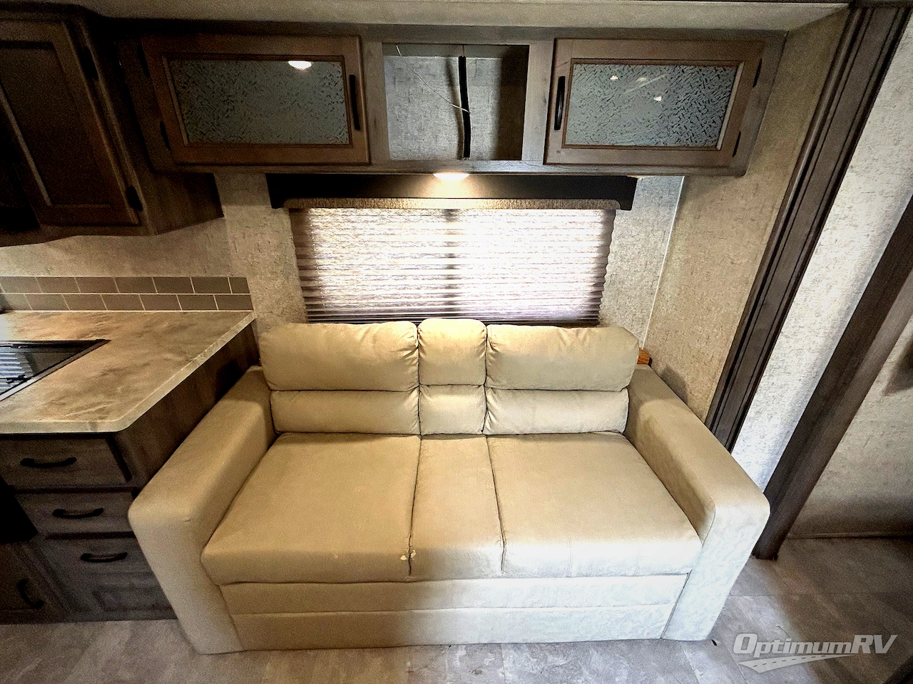 2019 Coachmen Apex Ultra-Lite 249RBS Photo 11