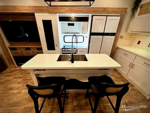 2021 Keystone Arcadia 3660RL RV Photo 2