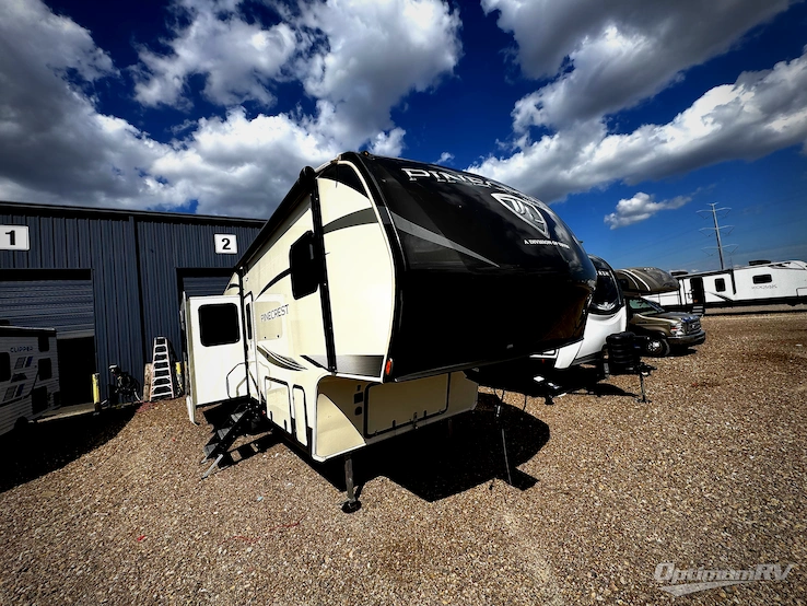 2021 VanLeigh Pinecrest 305RLP RV Photo 1