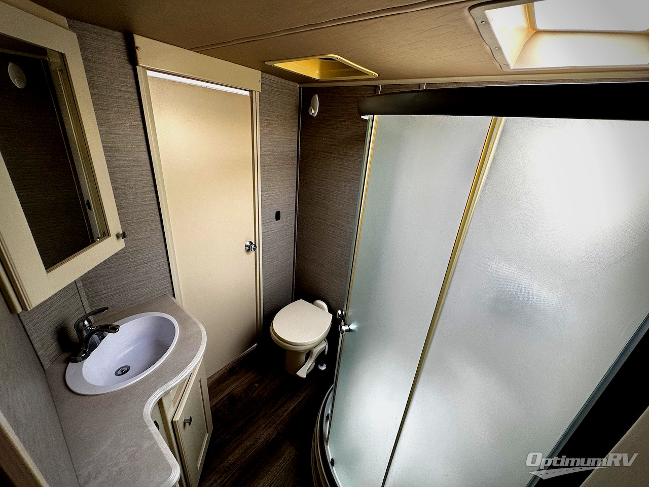 2021 VanLeigh Pinecrest 305RLP Photo 17