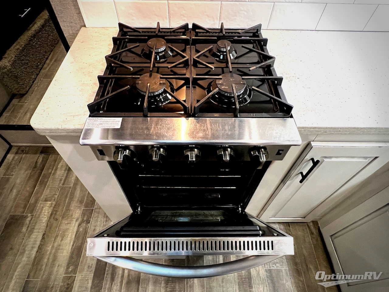 2021 Jayco Seismic 4113 Photo 10