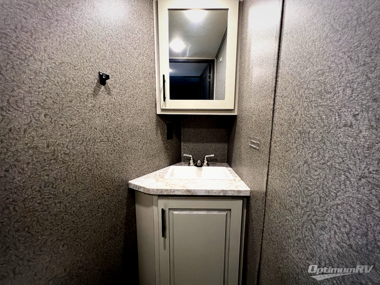 2021 Jayco Seismic 4113 Photo 31