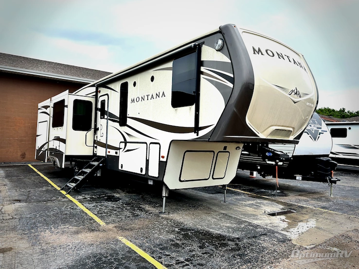 2017 Keystone Montana 3661RL RV Photo 1