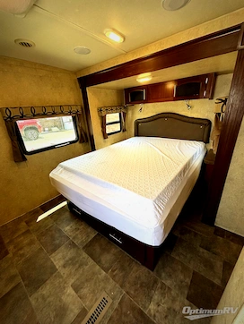 2016 Forest River Flagstaff Super Lite 26VFKS RV Photo 4