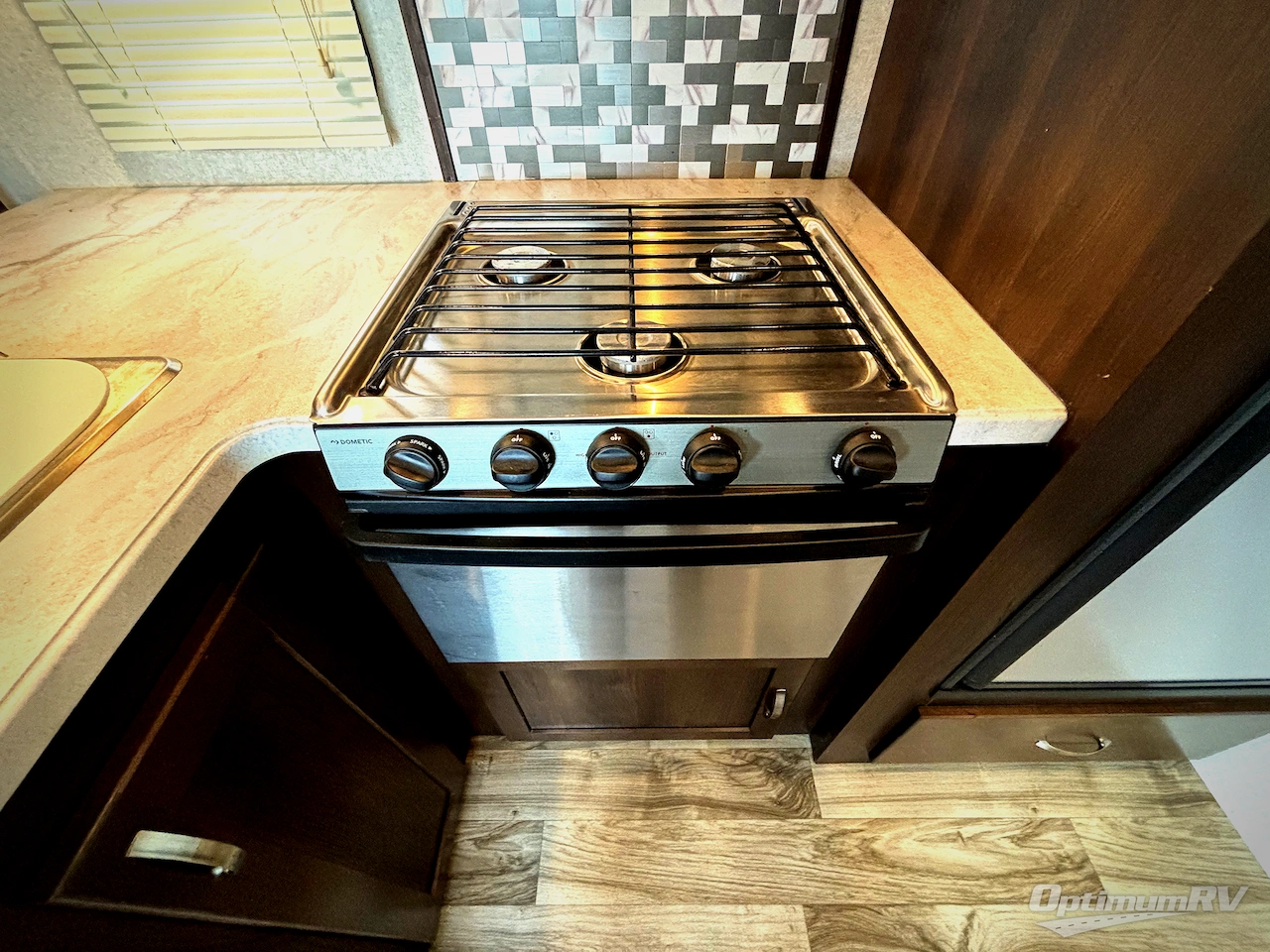 2018 Jayco Talon 313T Photo 8