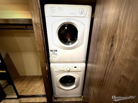 2020 Keystone Montana 3855BR RV Photo 4