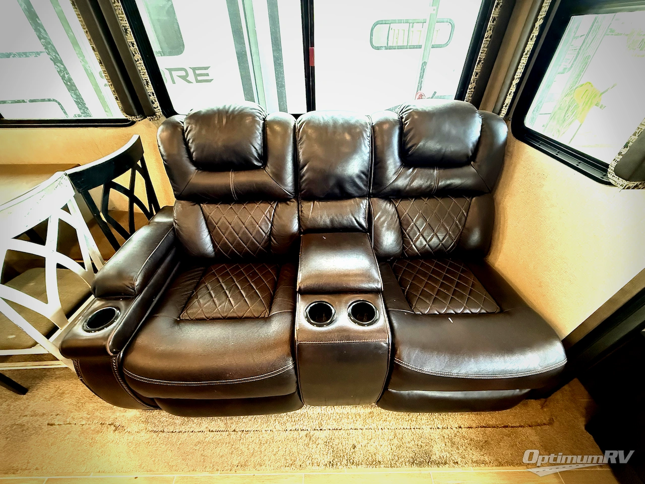 2020 Keystone Montana 3855BR Photo 6