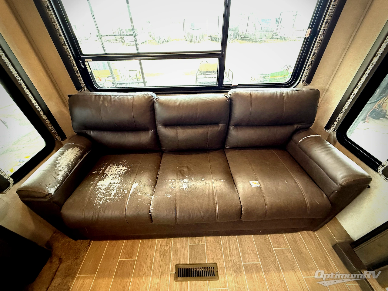 2020 Keystone Montana 3855BR Photo 7