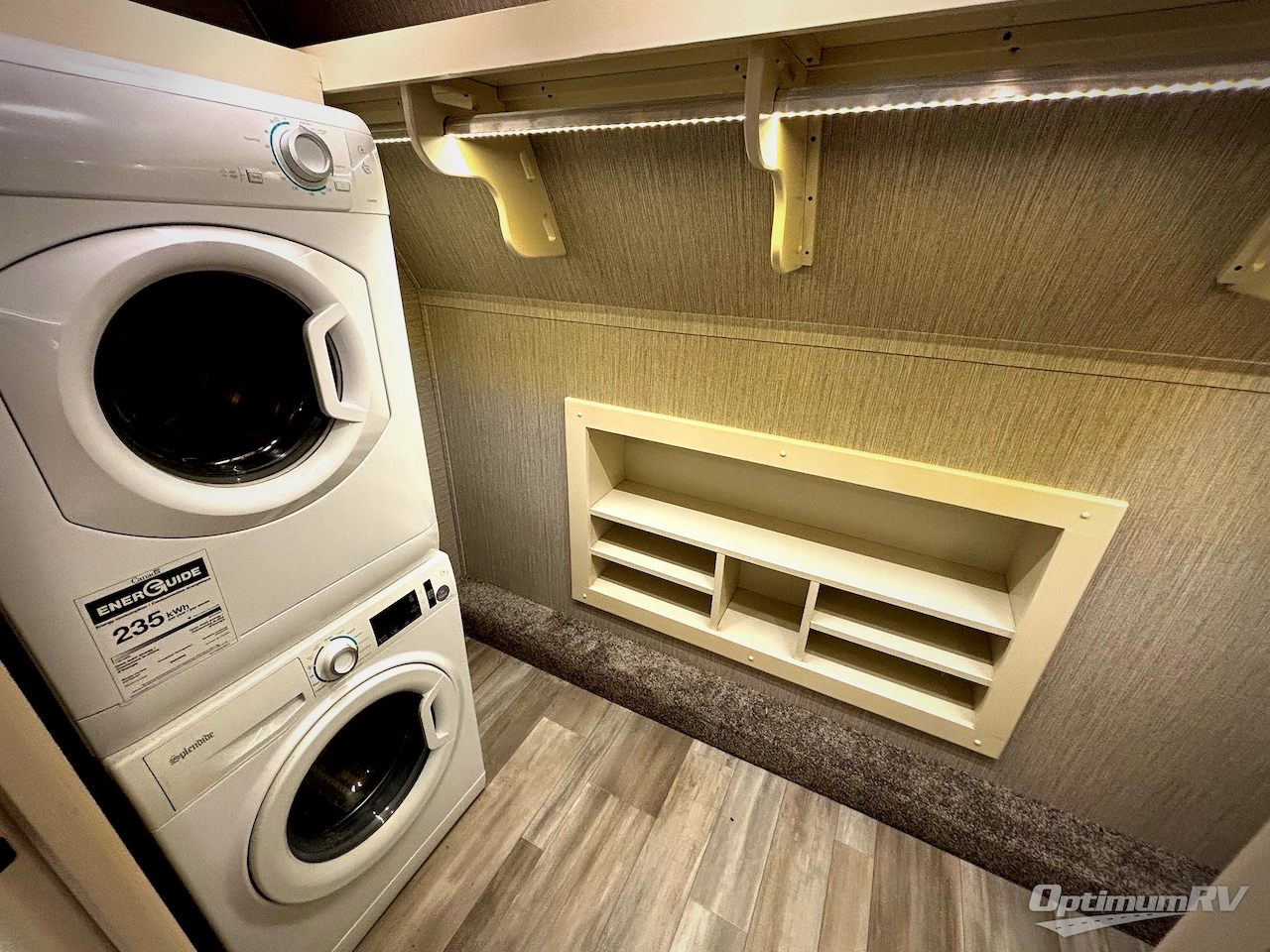 2022 VanLeigh Beacon 41LKB Photo 9