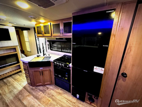 2024 Forest River Cherokee Grey Wolf 26DBH RV Photo 2