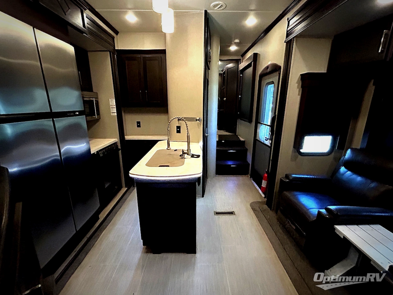 2017 Keystone Raptor 398TS Photo 4