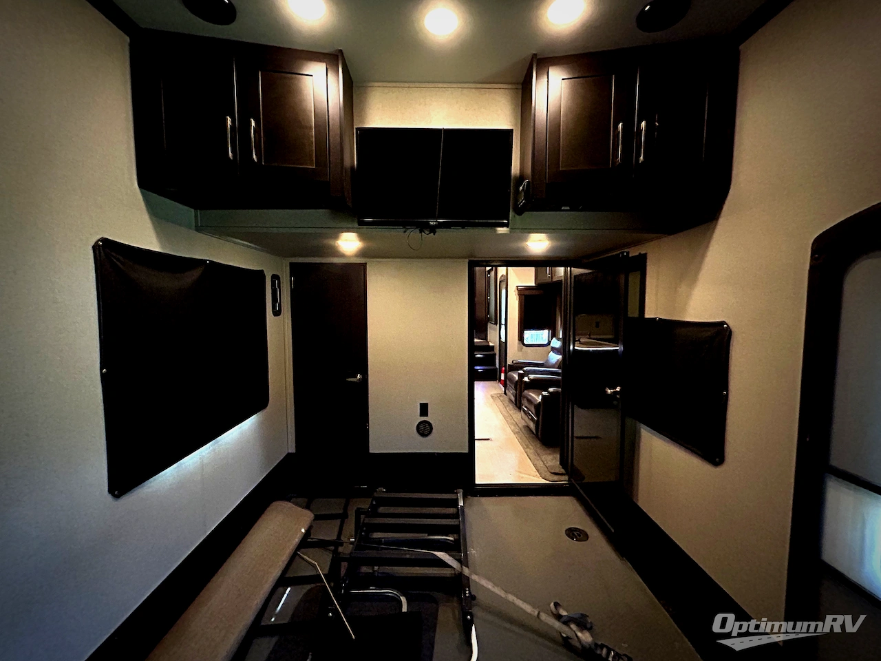 2017 Keystone Raptor 398TS Photo 18
