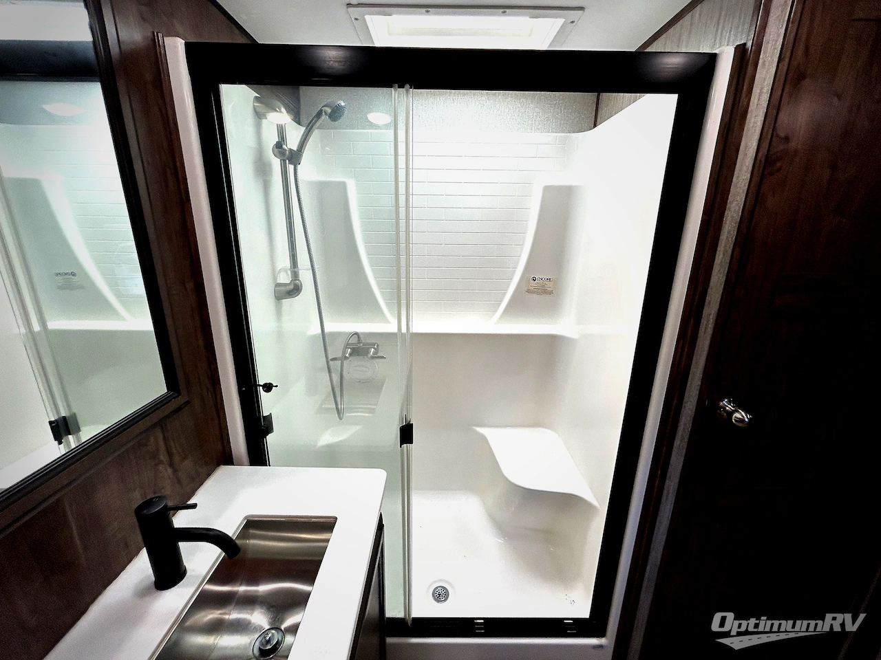 2022 KZ Durango Gold G387FLF Photo 23