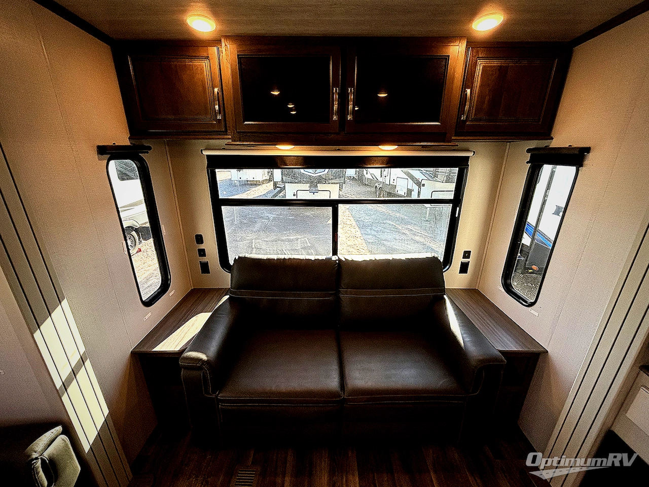 2022 Keystone Cougar 355FBS Photo 10