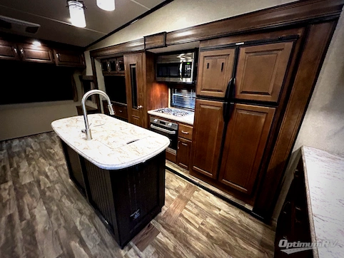 2019 Grand Design Reflection 303RLS RV Photo 4