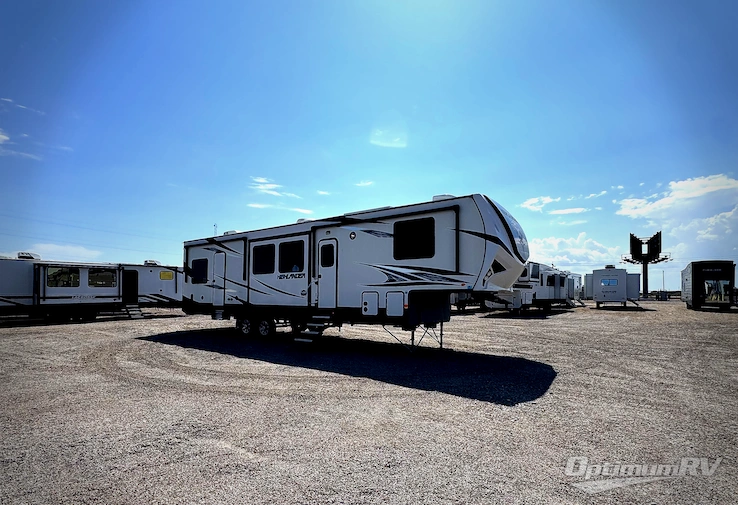2019 Highland Ridge Highlander HF350H RV Photo 1