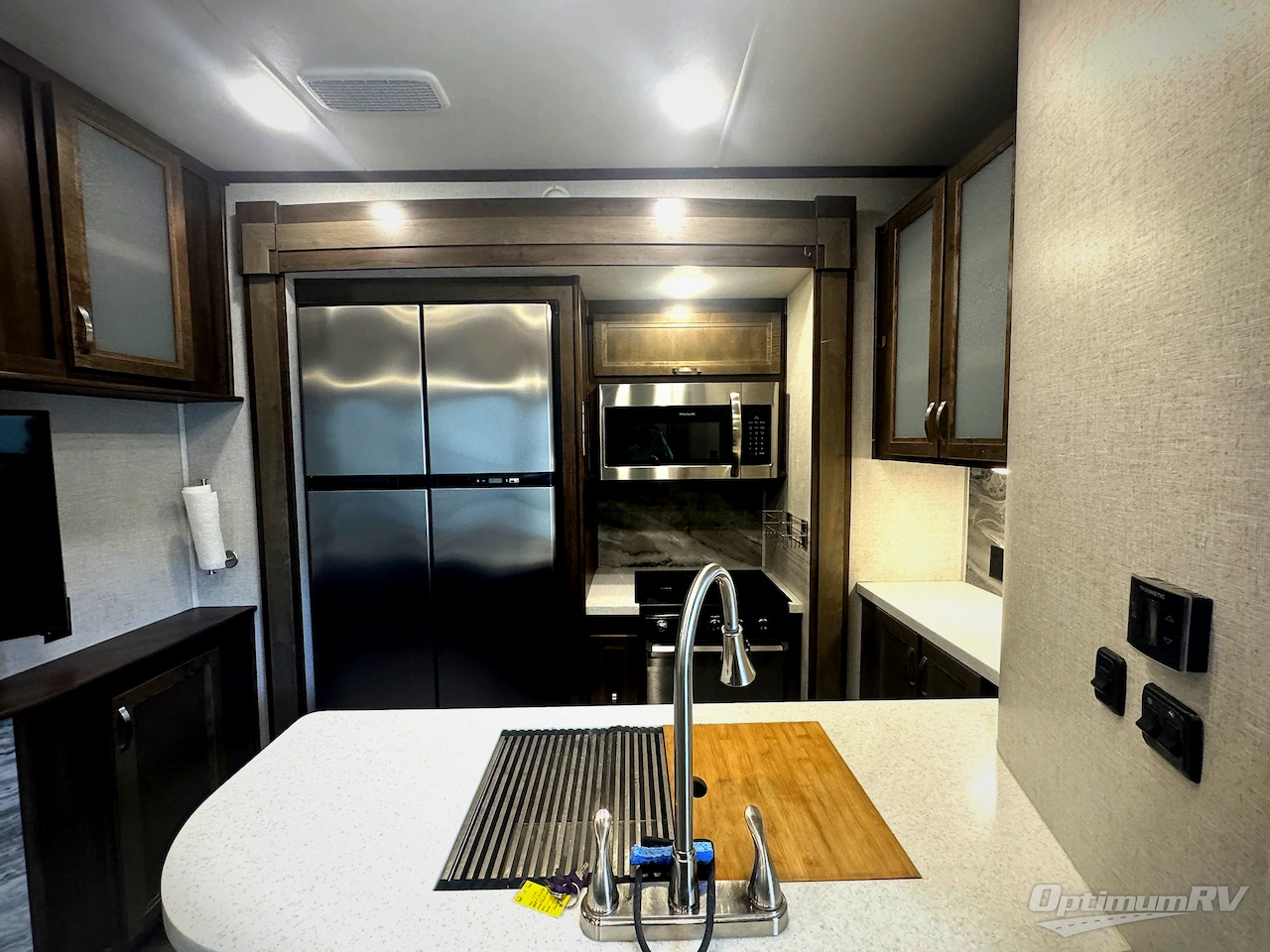 2019 Highland Ridge Highlander HF350H Photo 5