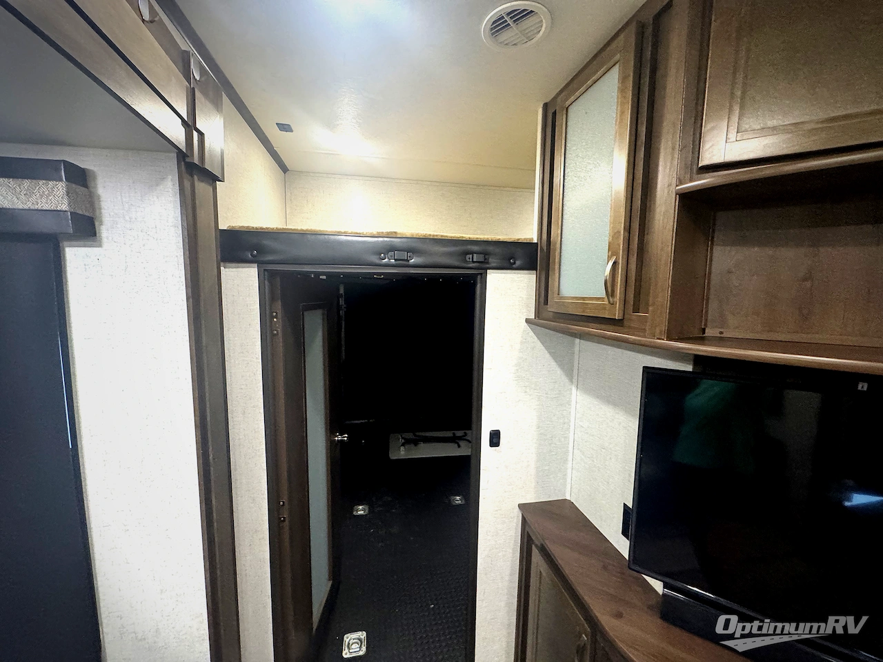 2019 Highland Ridge Highlander HF350H Photo 11