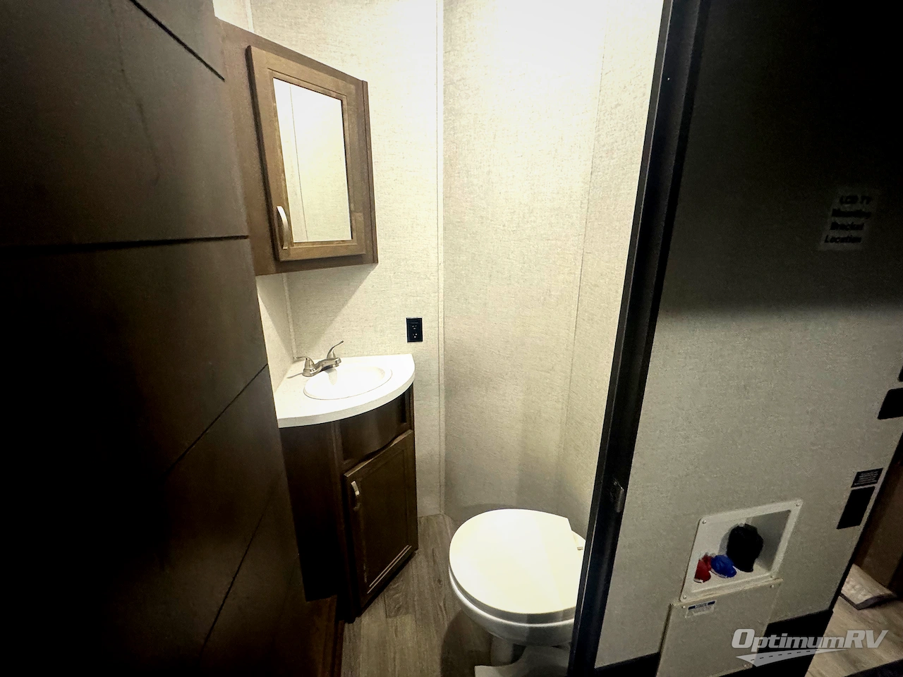 2019 Highland Ridge Highlander HF350H Photo 12