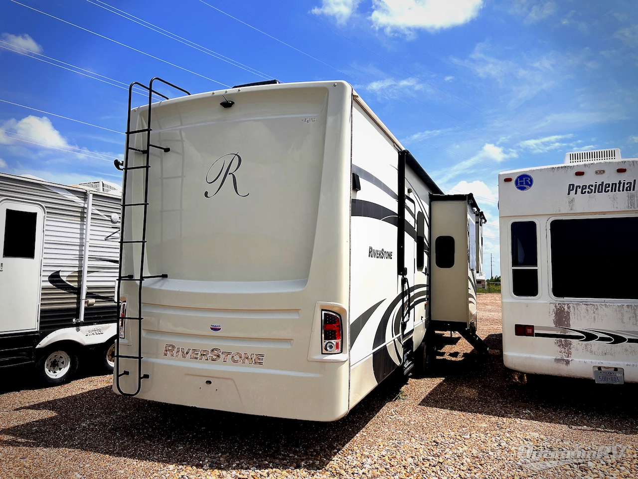 2018 Forest River RiverStone 39FK Photo 2