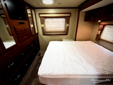 2013 Coachmen Encounter 36KS RV Photo 4