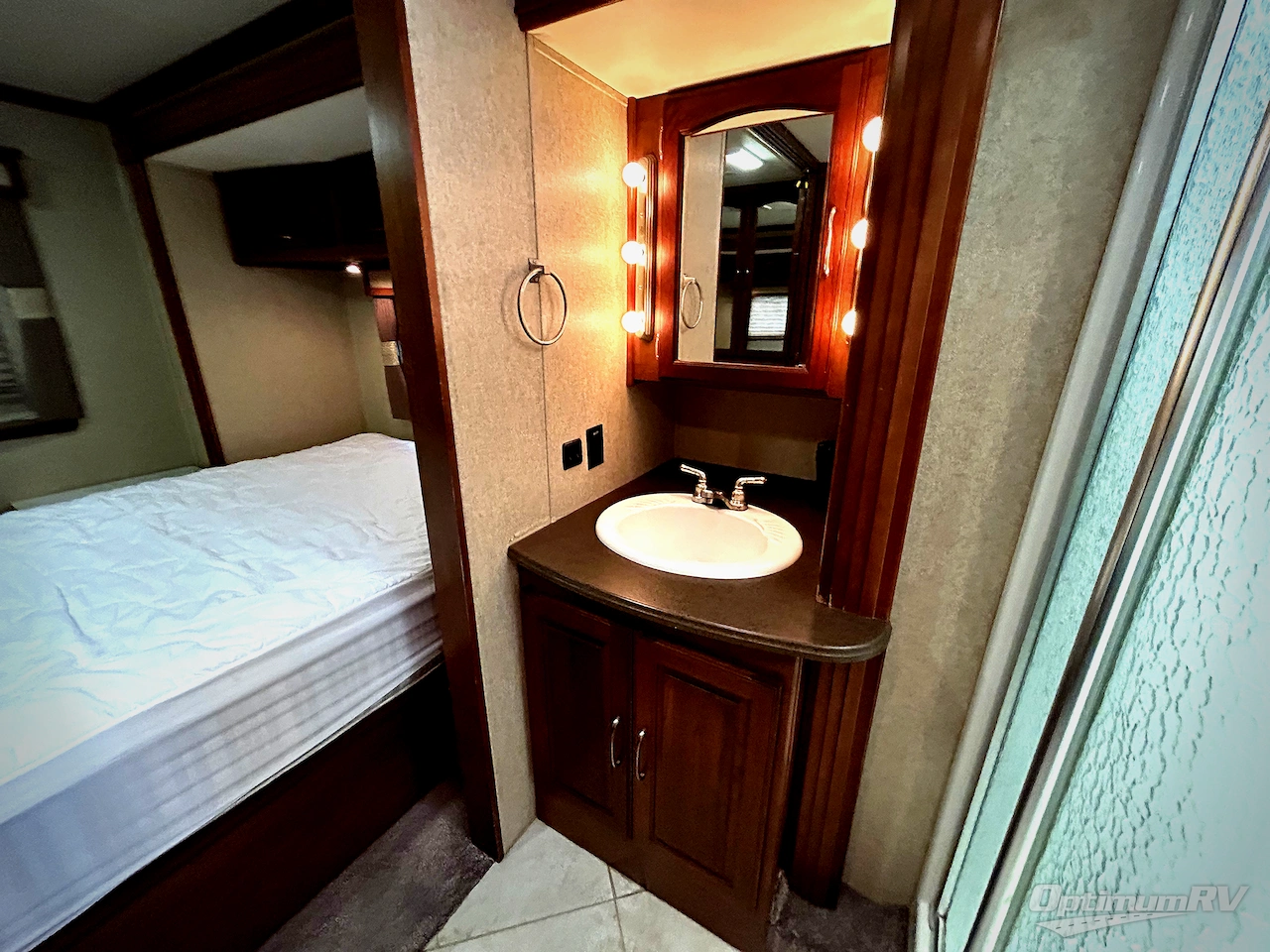 2013 Coachmen Encounter 36KS Photo 16