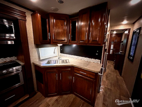2018 Jayco Eagle 338RETS RV Photo 3