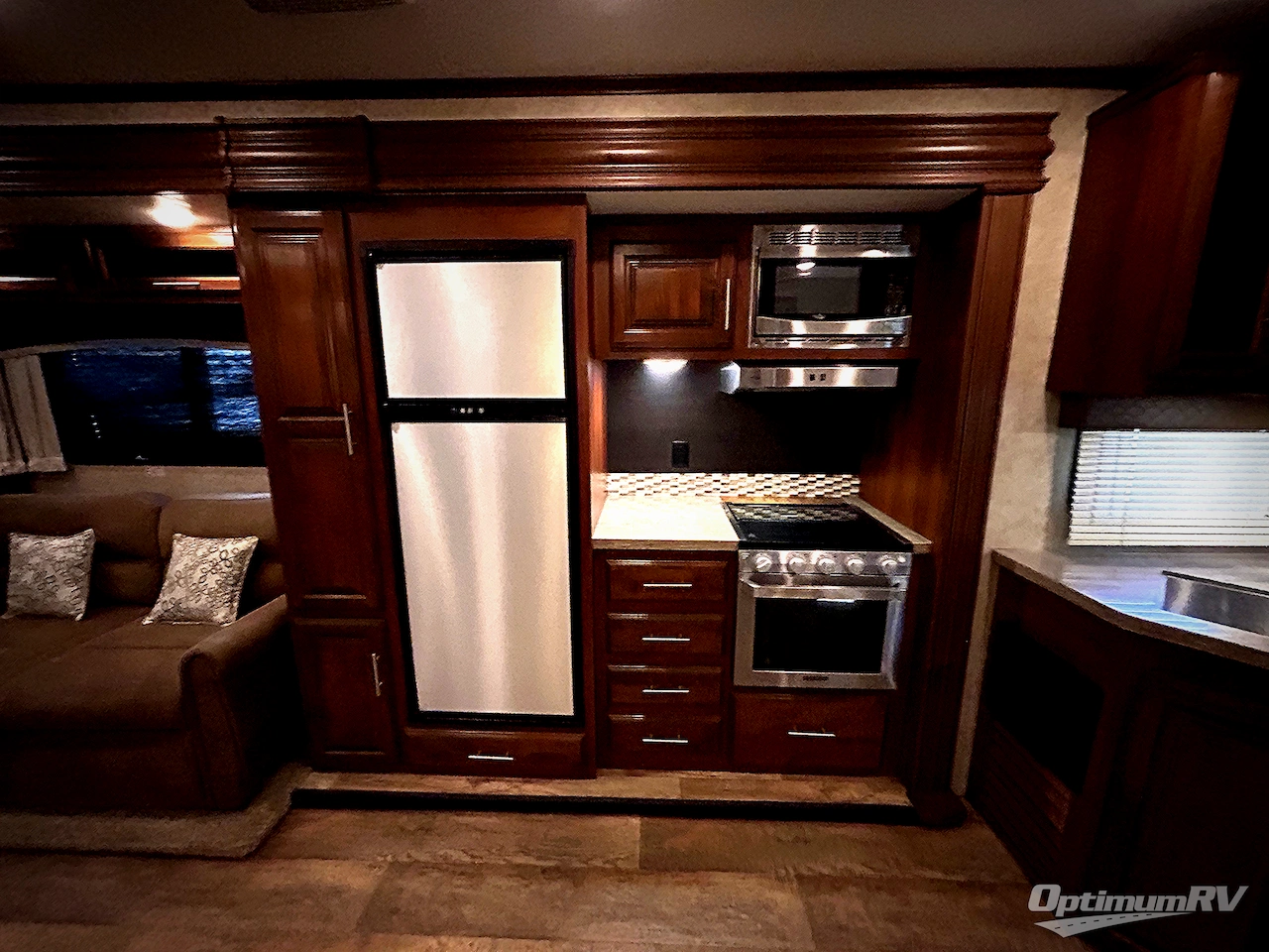 2018 Jayco Eagle 338RETS Photo 8