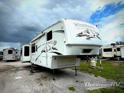 Used 2007 Keystone Montana 3500RL Featured Photo