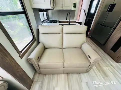 2023 Alliance Paradigm 395DS RV Photo 2