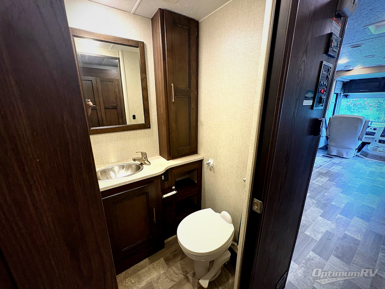 2019 Coachmen Mirada 35BH Photo 15