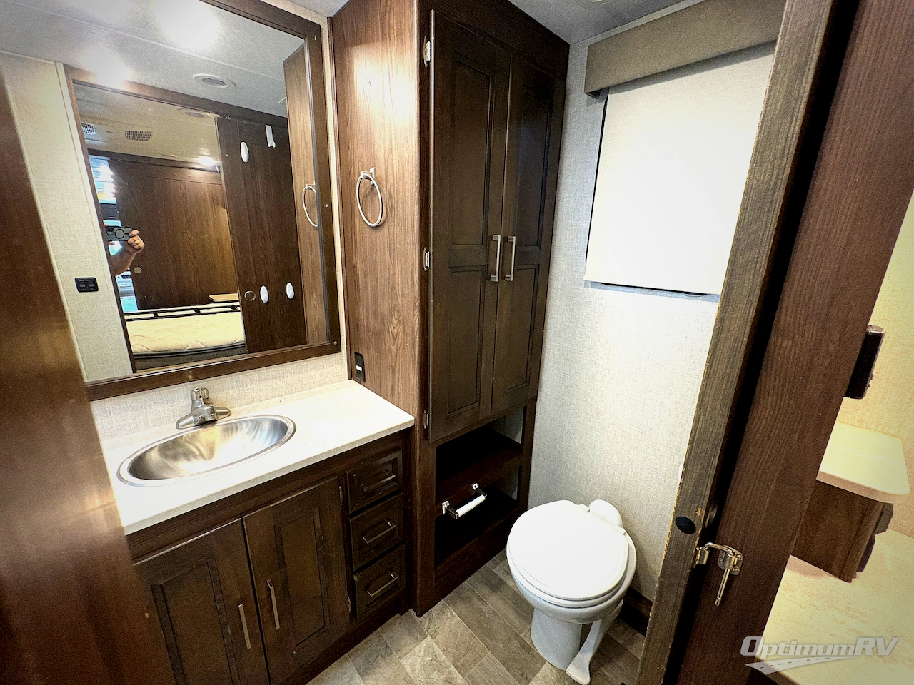 2019 Coachmen Mirada 35BH Photo 20