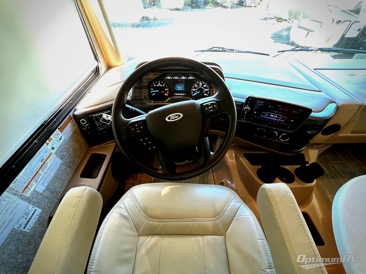 2022 Thor Miramar 37.1 Photo 7