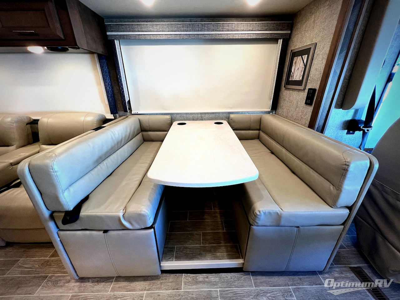 2022 Thor Miramar 37.1 Photo 14