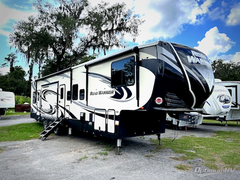 Used 2018 Heartland Road Warrior 427 Featured Photo