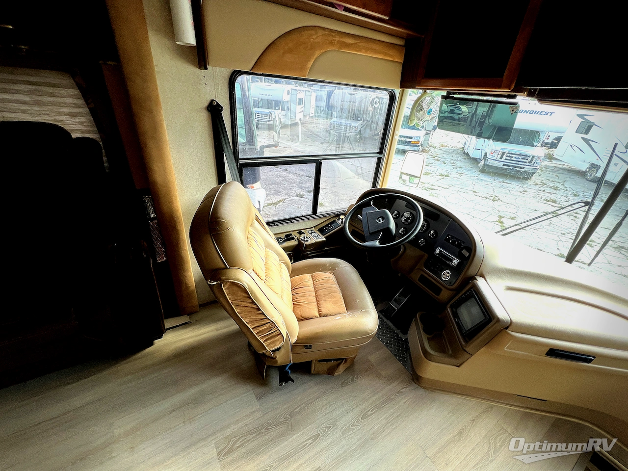 2003 National RV Tropical T350 Photo 7