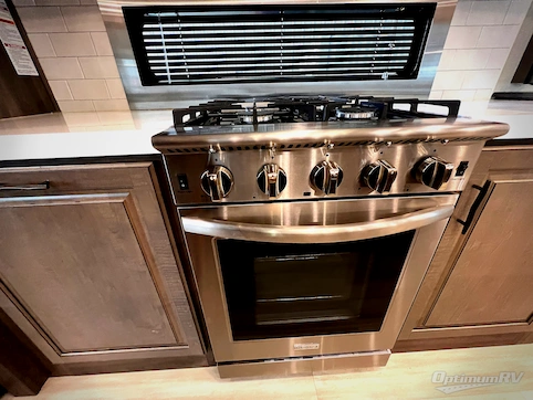 2022 Grand Design Solitude 345GK RV Photo 2