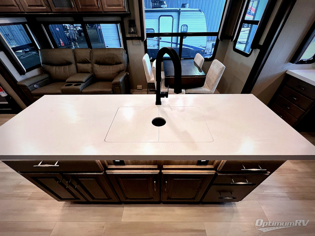 2022 Grand Design Solitude 345GK Photo 7