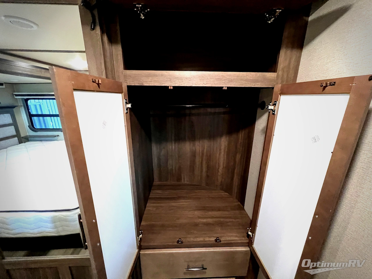 2022 Grand Design Solitude 345GK Photo 25