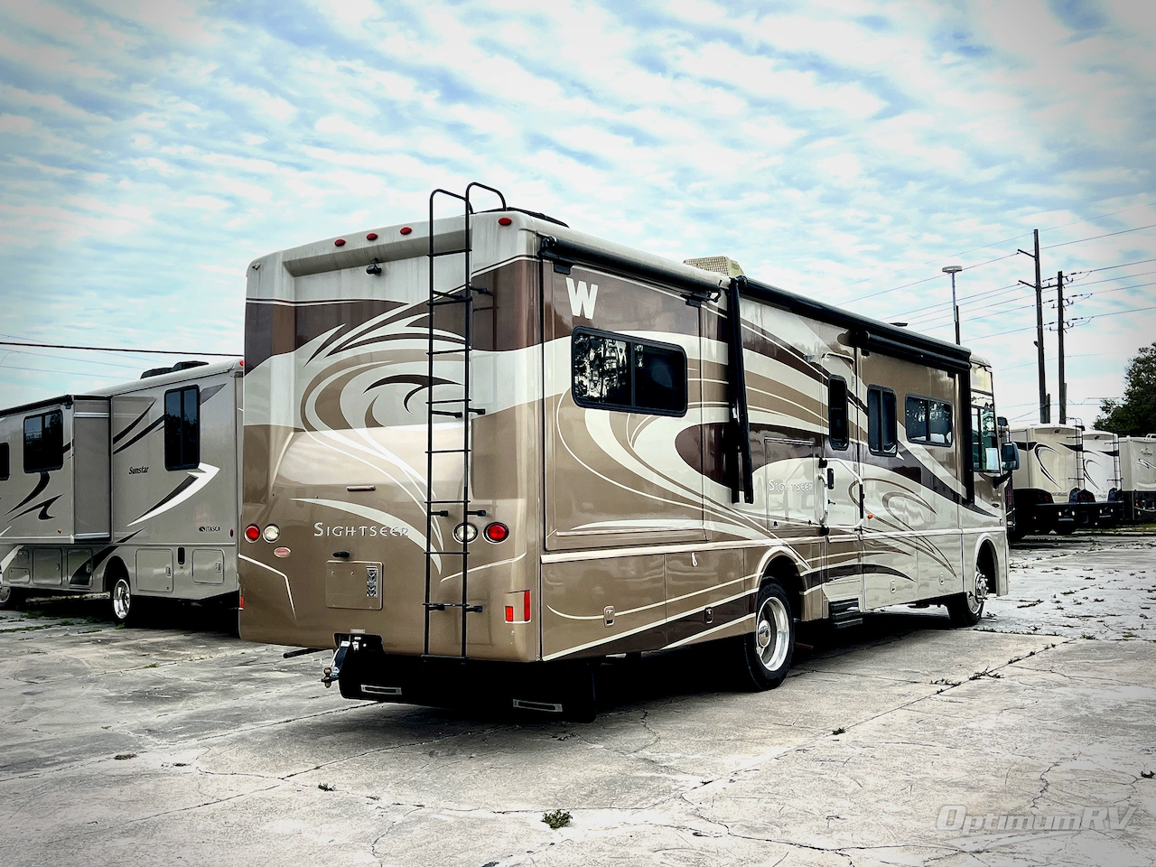 2012 Winnebago Sightseer 33C Photo 2