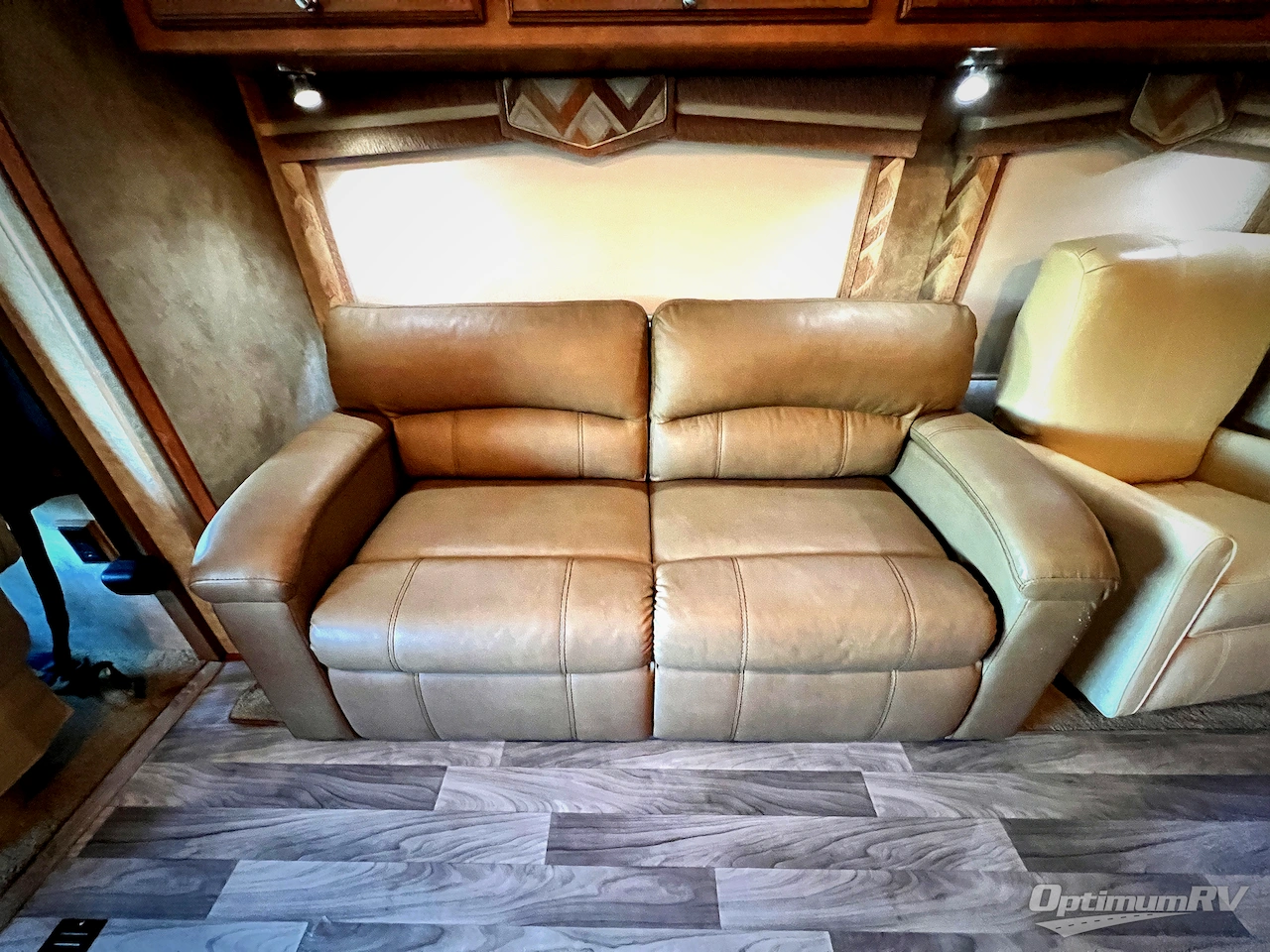 2012 Winnebago Sightseer 33C Photo 15