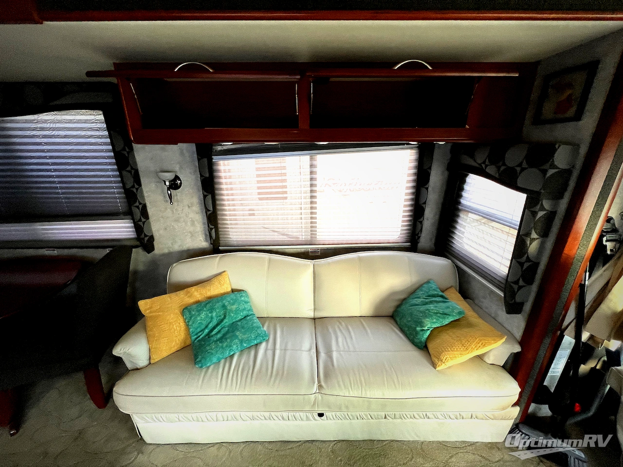 2005 Fleetwood Pace Arrow 36D Photo 7