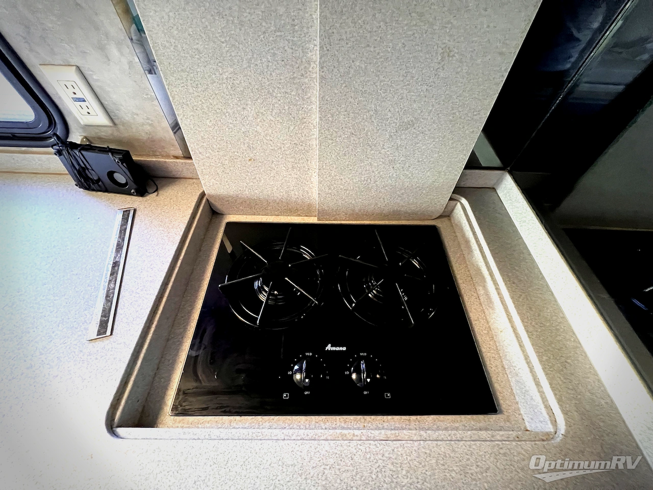 2005 Fleetwood Pace Arrow 36D Photo 11