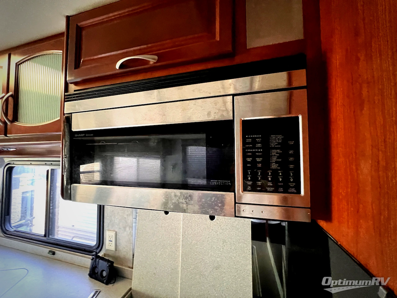 2005 Fleetwood Pace Arrow 36D Photo 12