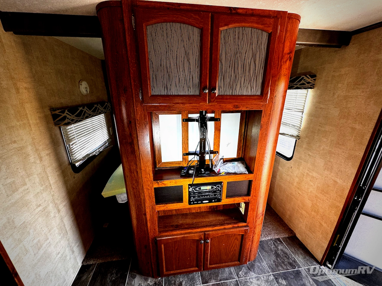 2014 Keystone Hideout 31RBDS Photo 12