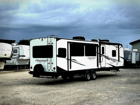 2022 Forest River Flagstaff Super Lite 29RLBS RV Photo 2