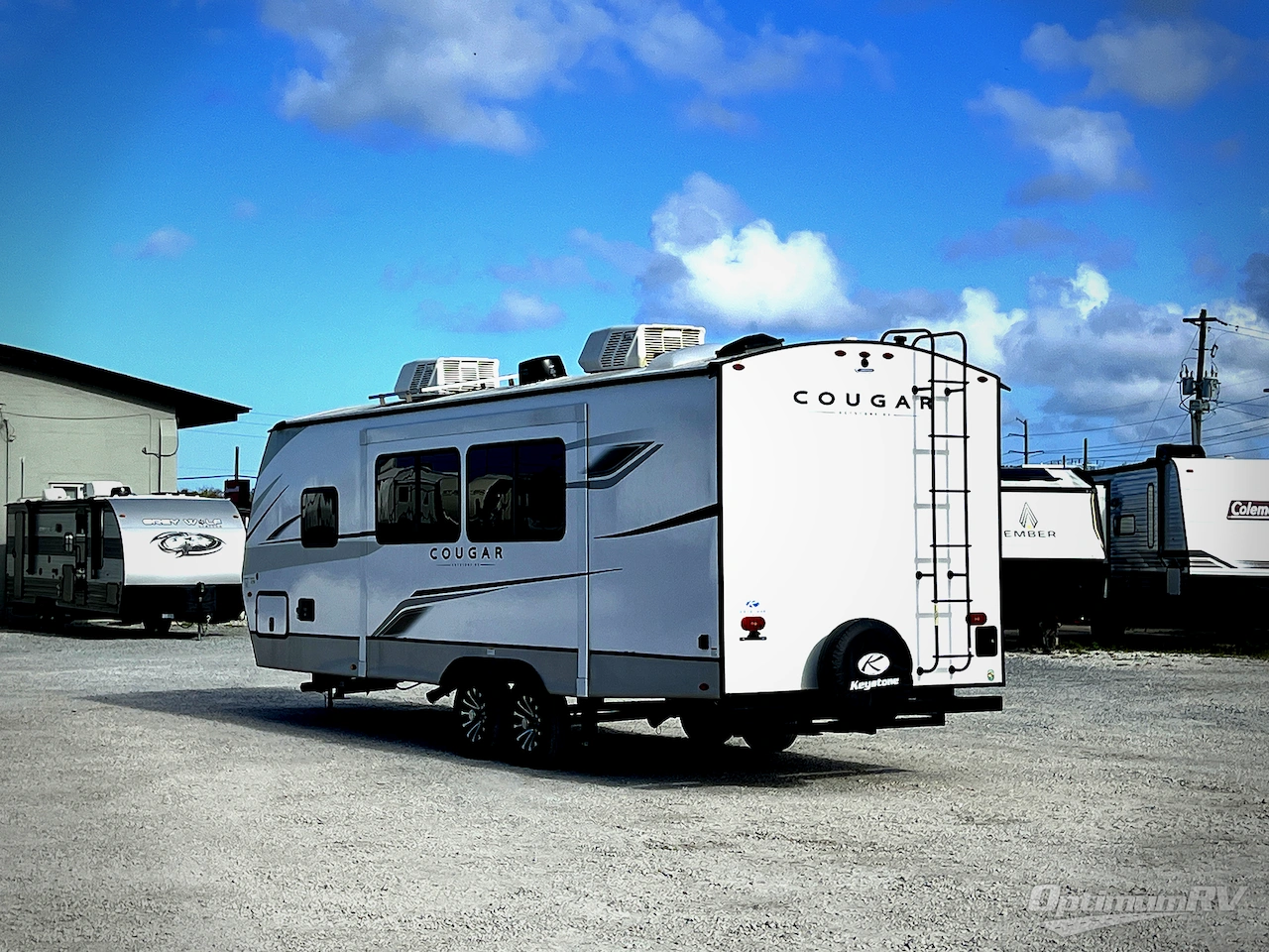 2024 Keystone Cougar Half-Ton 26RBS Photo 3