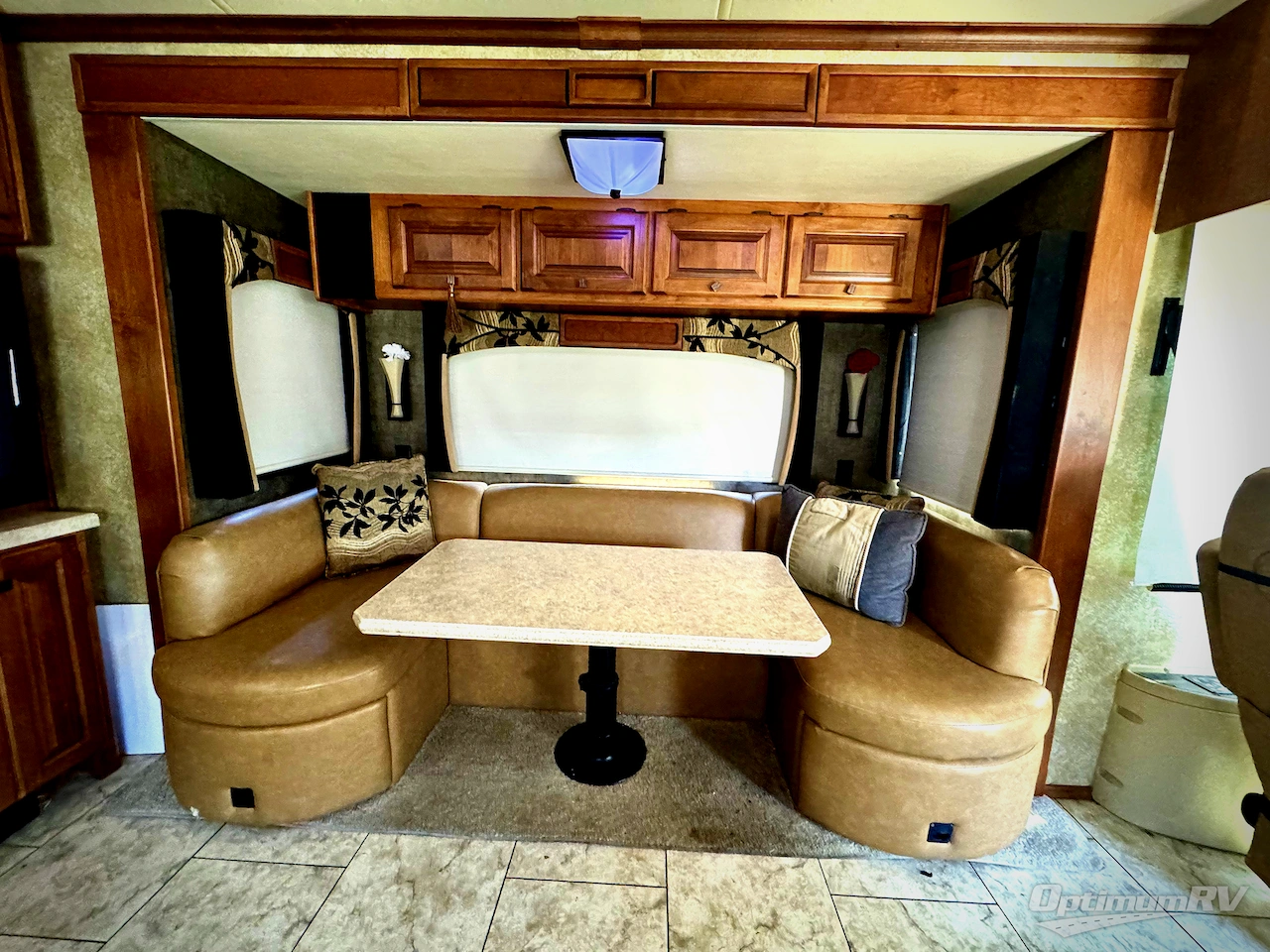 2011 Tiffin Allegro RED 34 QFA Photo 6